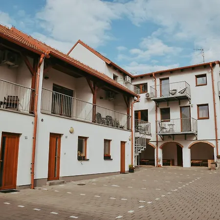 Miloo Apartmán